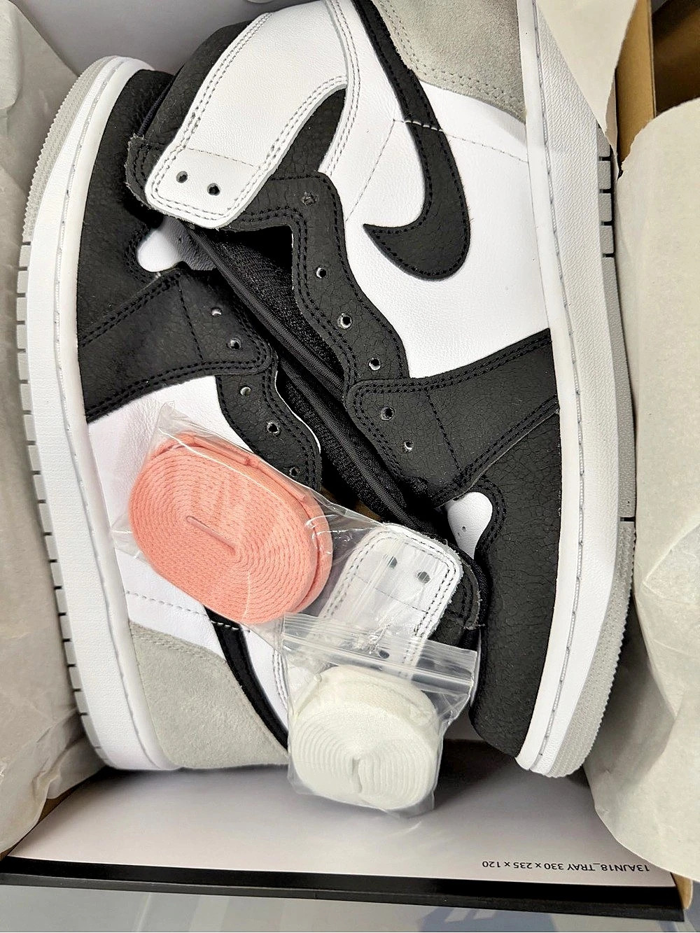 Nike Air Jordan 1 Retro High OG Color Block Sneakers US 11.5 NWT